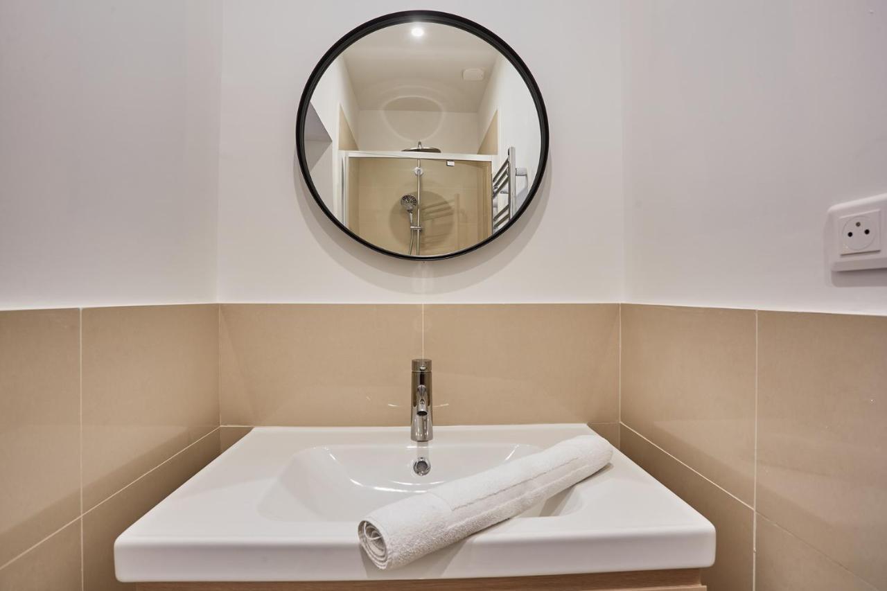 Center Of By Prestige Paris